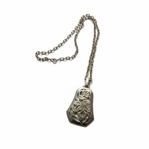 Vintage Silver Tone Floral Design Pendant Necklace‎ Jewelry Women